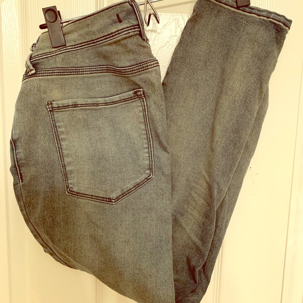 🌸Free People Gray Wash Jeans
